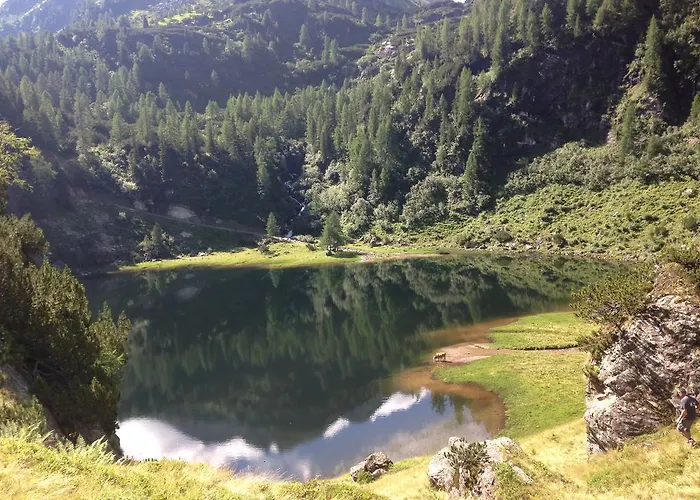 公寓 豪斯全景旅馆 斯拉德明