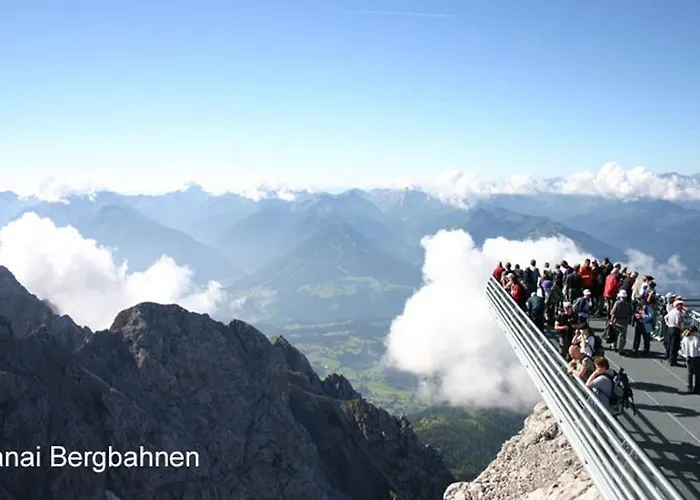 豪斯全景旅馆 斯拉德明